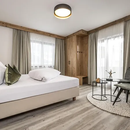 Rofan Guest house
