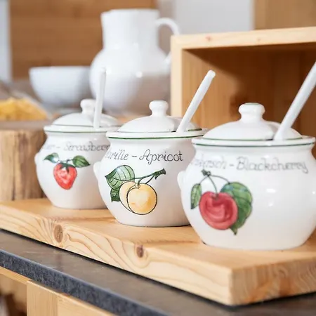 Rofan 게스트하우스 3*