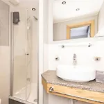 Casa de hóspedes Rofan 3*